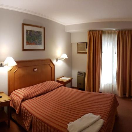 Centro Hotel Villa Mercedes Buitenkant foto